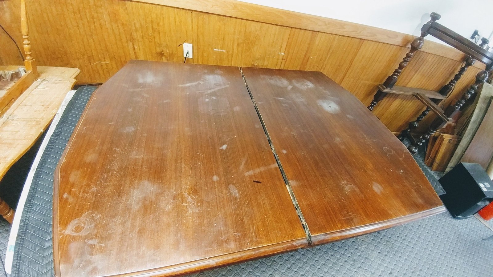 expanding tabletop before refinishing