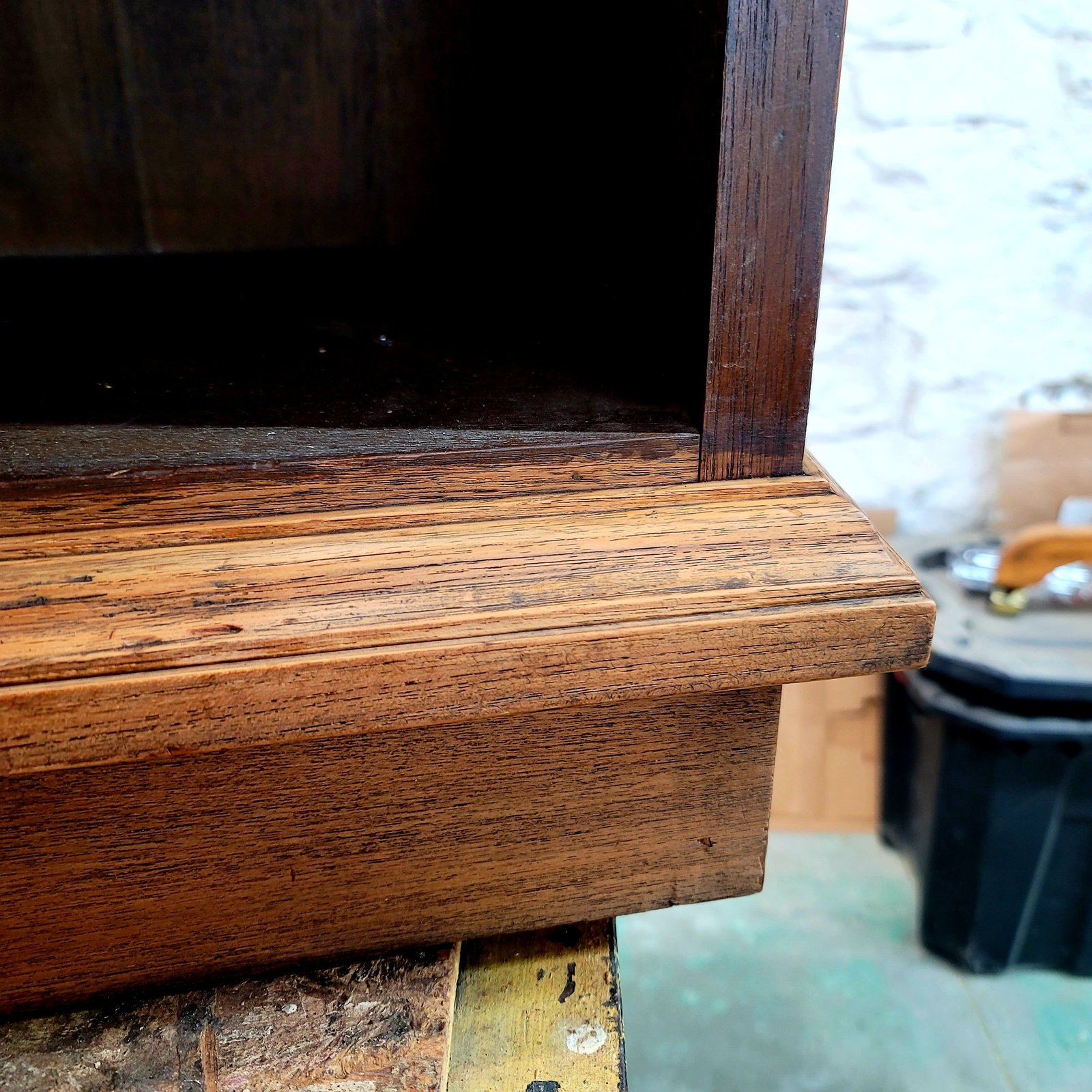 cabinet corner joint detail after